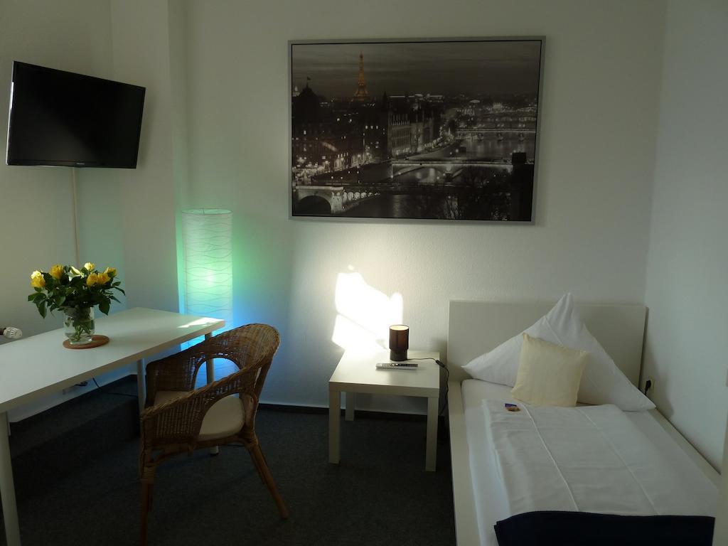 Hotel Im Winkel Bielefeld Habitación foto